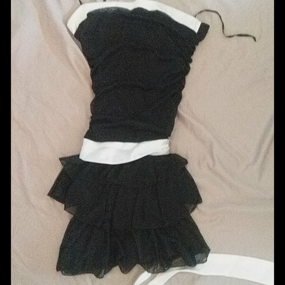 Dress - Picture 1 of 2